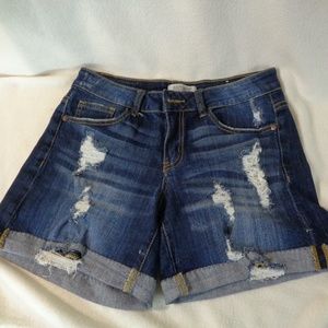 JUDY BLUE DISTRESSED SHORTS